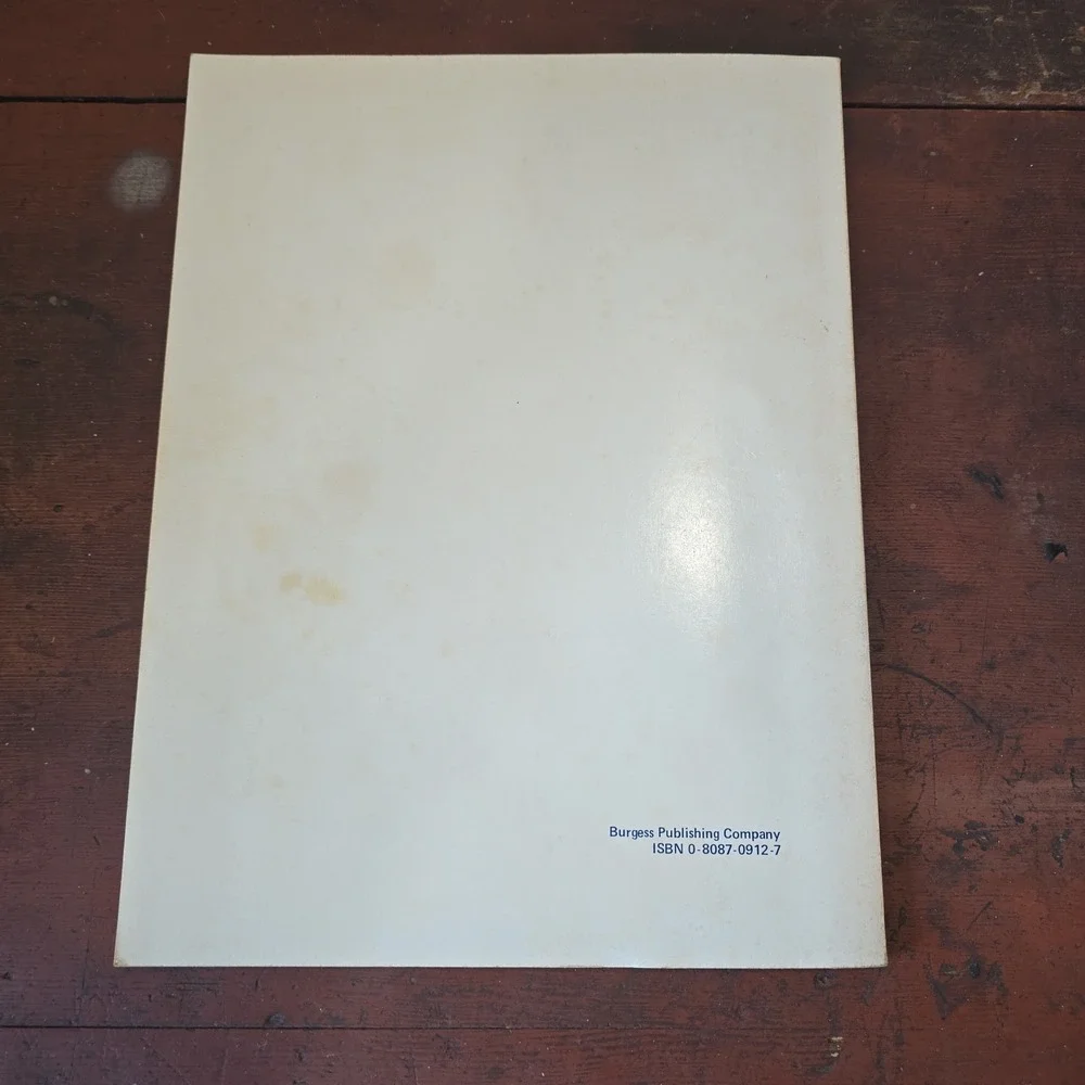 Astronomy Questions - A Study Guide - University of Minnesota MN 1980 Book‎ RARE